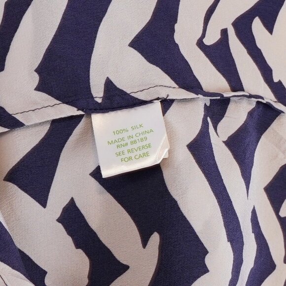 Lilly Pulitzer Elsa Silk Long Sleeve Blouse Navy Bird - Size Small - Picture 7 of 8